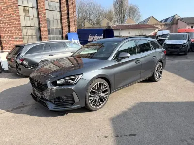 Gebraucht Cupra Leon VZ 245 PS (180 kW) 2023 Grau Limousine