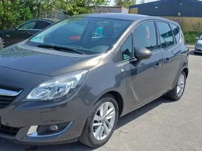 Gebraucht Opel Meriva drive 120 PS (88 kW) 2016 Plat.anthr./rogrey/0j:silbergr Van / Kleinbus