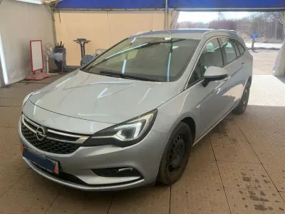 Używany Opel Astra Innovation 136 KM (100 kW) 2019 Szary Sedan/Limuzyna