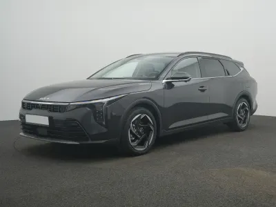 Neu Kia K4 150 PS (110 kW) 2026 Morning haze Kombi