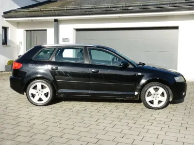 Gebraucht Audi A3 Attraction 116 PS (85 kW) 2005 Schwarz Kleinwagen