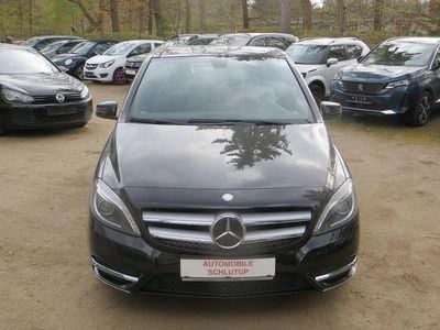 Usata Mercedes B180 122 CV (89 kW) 2014 Nero Monovolume