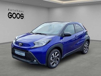 Neu Toyota Aygo X 72 PS (52 kW) 2026 Juniper blue (8y8)/ black mica SUV
