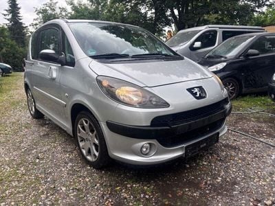 Peugeot 1007