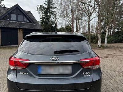 Gebraucht Hyundai i40 136 PS (100 kW) 2014 Silber Kombi