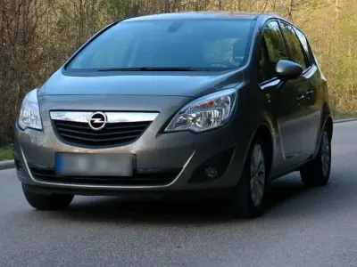 Gebraucht Opel Meriva 120 PS (88 kW) 2012 Braun Van / Kleinbus