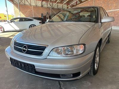 Silber Gebraucht 2002 Opel Omega Sport Limousine | 4.699 € (Teuer)