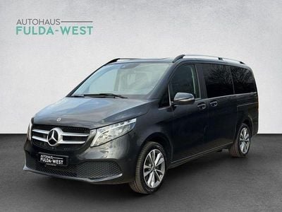 Gebraucht Mercedes V250 Avantgarde Edition 190 PS (139 kW) 2023 Grau Van / Kleinbus