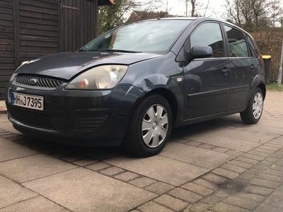 gebraucht Ford Fiesta 1.3 Benziner