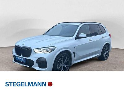 Mineralweiss metallic Gebraucht 2020 BMW X5 M Sport SUV | 50.890 € (Fairer Preis)