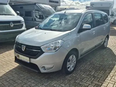 Używany Dacia Lodgy Lauréate 102 KM (75 kW) 2017 Szary Minivan