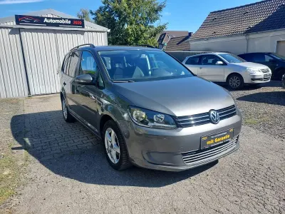 Gebraucht VW Touran 105 PS (77 kW) 2011 Grau Van / Kleinbus