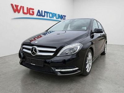 Gebraucht Mercedes B200 156 PS (114 kW) 2012 Schwarz Van / Kleinbus