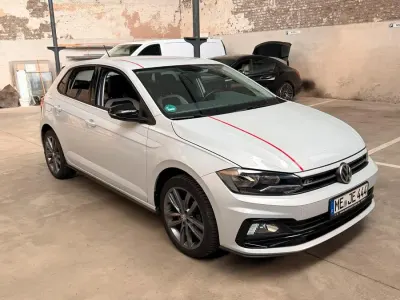 Gebraucht VW Polo Beats 95 PS (69 kW) 2018 Grau Kleinwagen