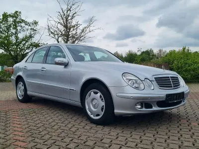 Gebraucht Mercedes 200 163 PS (119 kW) 2005 Silber Limousine