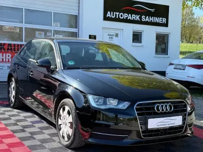 Gebraucht Audi A3 Attraction 105 PS (77 kW) 2014 Schwarz Limousine