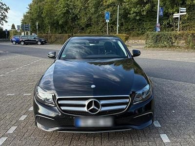 Gebraucht Mercedes E200 184 PS (135 kW) 2016 Schwarz Limousine