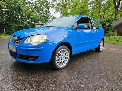 Gebraucht VW Polo 68 PS (50 kW) 2005 Blau Kleinwagen