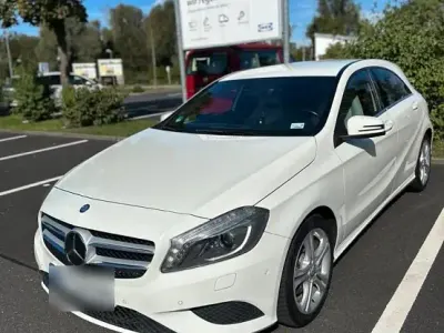 Second-hand Mercedes A200 Urban 136 CP (100 kW) 2013 Alb Berlinǎ