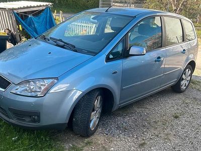 Second-hand Ford Focus 120 CP (88 kW) 2003 Albastru Break