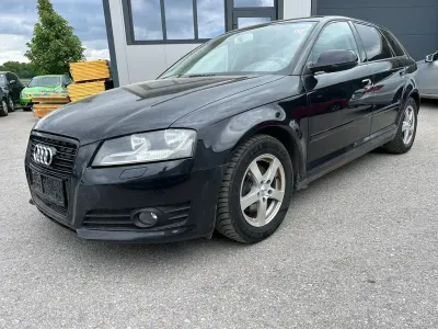 Gebraucht Audi A3 Ambition 105 PS (77 kW) 2011 Schwarz Kleinwagen
