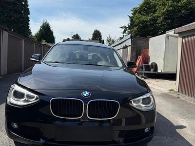 Gebraucht BMW 118 170 PS (125 kW) 2014 Schwarz Kleinwagen