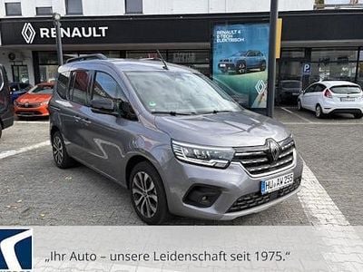 Neu Renault Kangoo Techno 131 PS (96 kW) 2025 Grau Van / Kleinbus