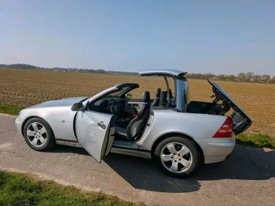 Gebraucht Mercedes SLK230 197 PS (144 kW) 1998 Silber Cabrio