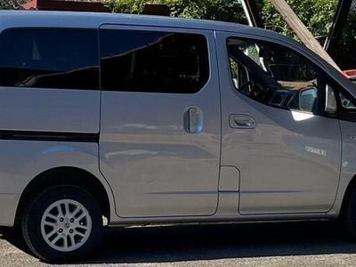 Nissan Evalia