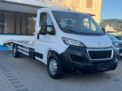 Gebraucht Peugeot Boxer 165 PS (121 kW) 2024 Weiß Van