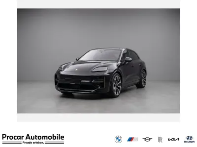 Gebraucht Porsche Macan Turbo 469 kW (639 PS) 2024 Schwarz SUV