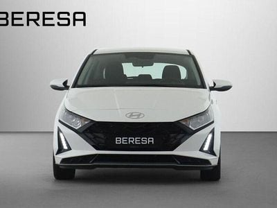Nieuw Hyundai i20 Trend 101 PK (74 kW) 2025 Wit Sedan