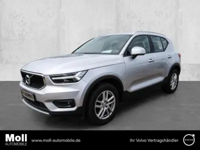 Gebraucht Volvo XC40 Momentum 190 PS (139 kW) 2018 Silber SUV