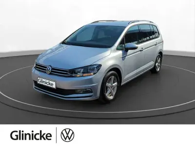Gebraucht VW Touran Comfortline 150 PS (110 kW) 2016 Silber Van / Kleinbus