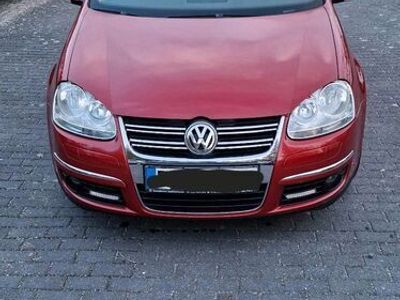 gebraucht VW Jetta 1.6FSI//PDC ANH// Klimaautom. Sitzheizung