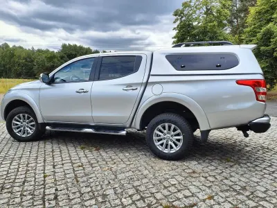 Gebraucht Mitsubishi L200 Top 181 PS (133 kW) 2016 Silber Pickup