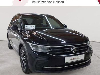Usado VW Tiguan Active 245 HP (180 kW) 2022 Preto SUV
