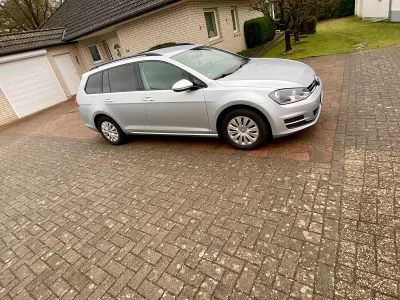 Gebraucht VW Golf VII 116 PS (85 kW) 2016 Silber Kombi
