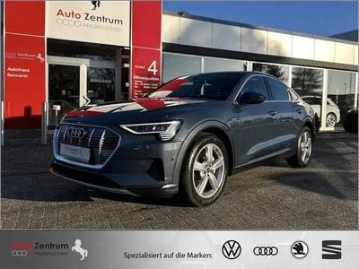 Second-hand Audi e-tron Sportback Sport 300 kW (408 CP) 2022 Albastru SUV
