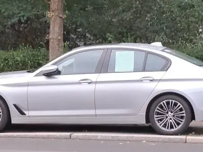 Gebraucht BMW 520 Performance 190 PS (139 kW) 2018 Silber Limousine