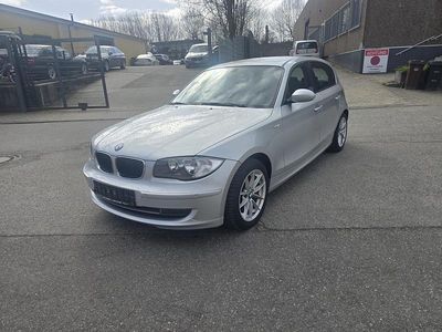 Gebraucht BMW 118 143 PS (105 kW) 2007 Silber Kleinwagen
