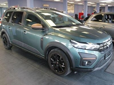 Grün Gebraucht 2024 Dacia Jogger Van / Kleinbus | 18.980 € (Fairer Preis)