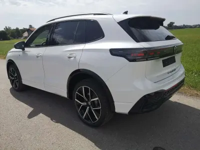 Neu VW Tiguan R-line 220 PS (161 kW) 2025 Oryx weiß perleffekt SUV