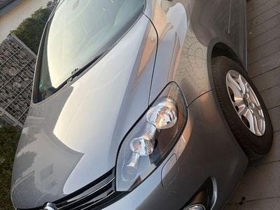 Gebraucht VW Golf VI Comfortline 86 PS (63 kW) 2011 Grau Kleinwagen