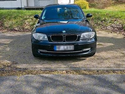 Gebraucht BMW 120 143 PS (105 kW) 2007 Schwarz Kleinwagen