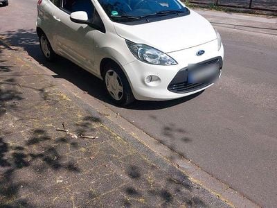 Gebraucht Ford Ka Titanium 69 PS (50 kW) 2010 Weiß Kleinwagen