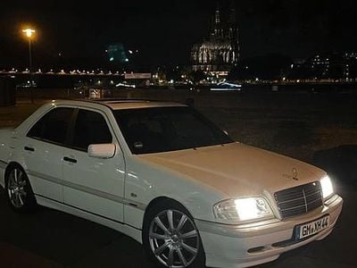 Mercedes C180