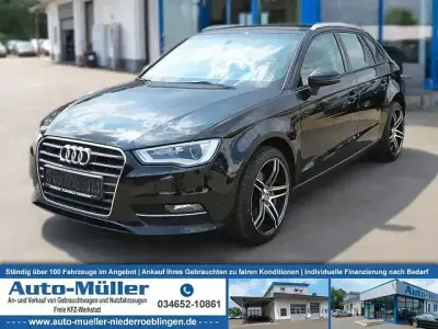 Gebraucht Audi A3 Attraction 110 PS (80 kW) 2014 Mythosschwarz metallic Limousine