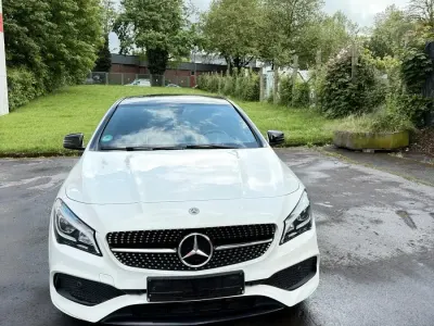 Gebraucht Mercedes CLA200 Shooting Brake 136 PS (100 kW) 2017 Weiß Kombi