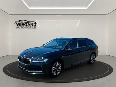 Używany Skoda Superb Selection 150 KM (110 kW) 2025 Czarny Kombi